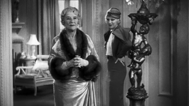 Apple Annie as a society dame in Lady for a Day
