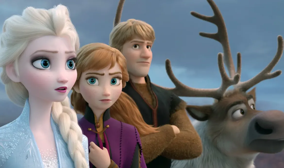 FROZEN II, (aka FROZEN 2), from left: Elsa (voiced by Idina Menzel), Anna (voiced by Kristen Bell), Kristoff (voiced by Jonathan Groff), 2019. © Walt Disney Studios Motion Pictures / Courtesy Everett Collection