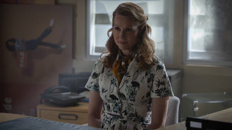 Laura Linney's Lianna stands in a motel room in Lanterns