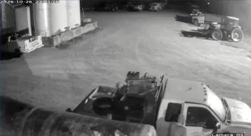 Tennessee inmate Jacob Morley escapes prison fence stolen truck found abandoned Illinois
